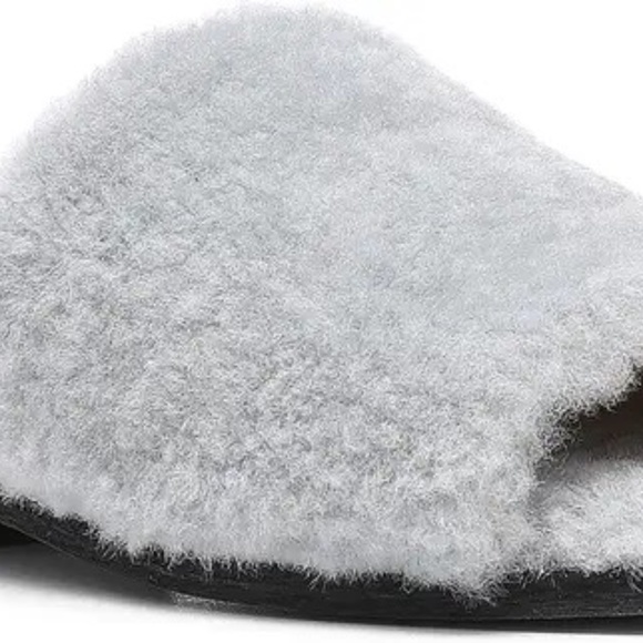 DONALD PLINER 'LESLIE' LT. GREY SHEARLING SLIDES / SZ 8 / NIB / SOLD OUT & HTF! - Picture 1 of 5